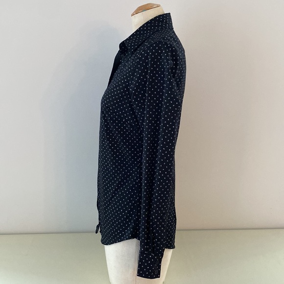 Banana Republic black & white tailored fit button down shirt. Size 0. - Picture 2 of 9